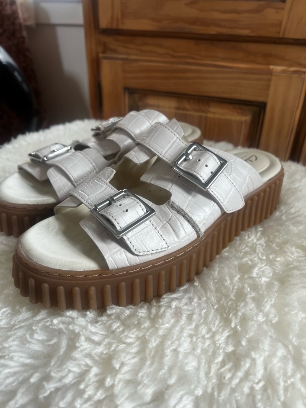 Clark’s White Croc-Embossed leather Buckle Slide Sandals with Brown Lug Sole